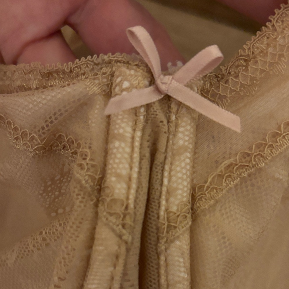 Lace Unlined Full Coverage Bra-Tan-42DDD - Picture 4 of 4